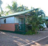 Ivanhoe Village Caravan Resort - Foster Accommodation