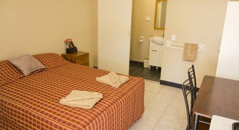 The Beagle Motor Inn - Foster Accommodation 4