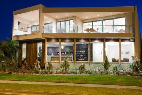 Surfcoast Spa Resort - Foster Accommodation 1