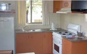 Barwon River Tourist Park - Foster Accommodation 4