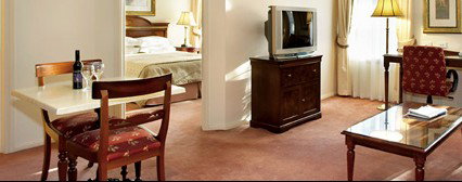 Canterbury International Hotel - Foster Accommodation 1