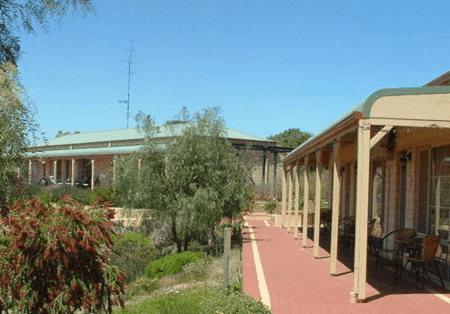 Bayleaf Rural Getaway - Foster Accommodation