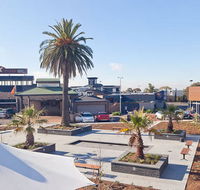 Taylors Lakes Hotel Motel - Foster Accommodation