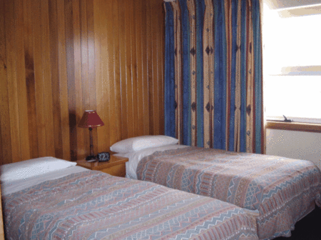 Valhalla Lodge - Foster Accommodation 5
