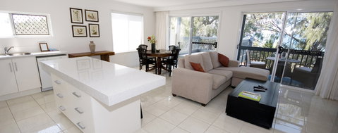 Sandcastles On The Beach At Bargara - Foster Accommodation 1