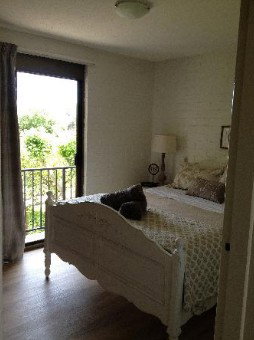 Aquarius Holiday Apartments - Foster Accommodation 0