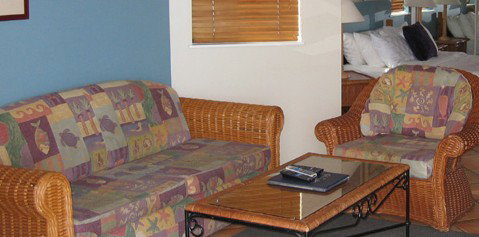 La Promenade - Foster Accommodation 2