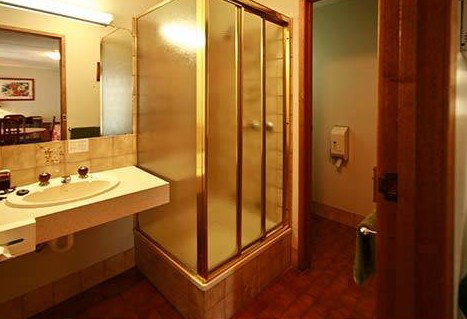 Motel Warrnambool - Foster Accommodation 2