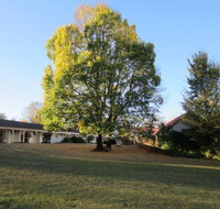 Moore Park Inn - Foster Accommodation