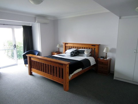 Moore Park Inn - Foster Accommodation 2