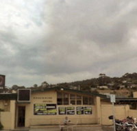 Beachside Hotel - Foster Accommodation