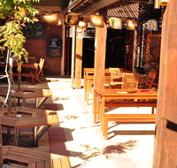 Brecknock Hotel - Foster Accommodation