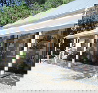 Mount Bryan Hotel - Foster Accommodation