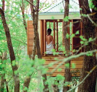 Lake House - Foster Accommodation