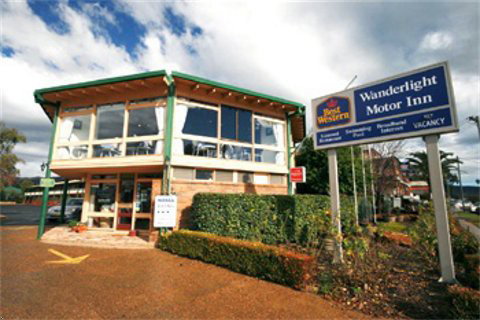 Wanderlight Motor Inn - Foster Accommodation 1