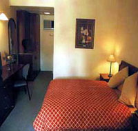 Golden Chain Cooma Motor Lodge - Foster Accommodation