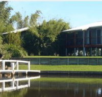 Coast And Country Cabins - Foster Accommodation