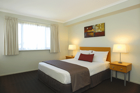 Beachside Holiday Apartments - Foster Accommodation 1