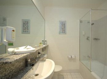 Best Western Grand Country Lodge - Foster Accommodation 2