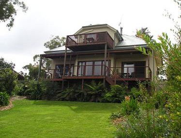 Valley Of The Waters - Foster Accommodation 2