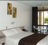 The Edge Hotel - Foster Accommodation