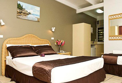 All Seasons Magnetic Island - Foster Accommodation 3