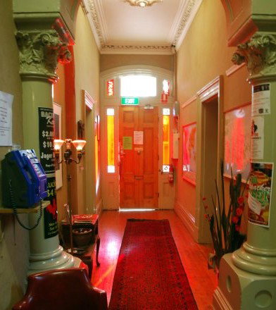 Lords Lodge Backpackers - Foster Accommodation 2