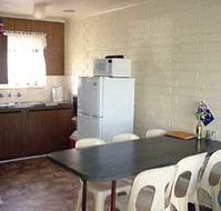 Wool Bay Holiday Units - Foster Accommodation
