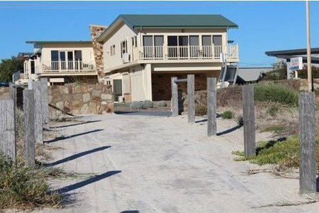 Seavista Holiday Units - Foster Accommodation 0