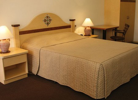 Villa Mirasol Boutique Motel - Foster Accommodation 3