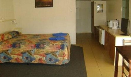 Airport Motel Alice Springs - Foster Accommodation 1