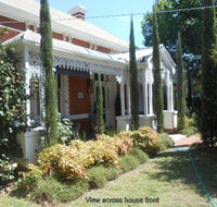 Belmont Bed  Breakfast - Foster Accommodation