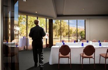 Crowne Plaza Alice Springs - Foster Accommodation 0