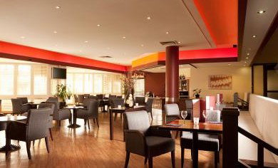 Crowne Plaza Alice Springs - Foster Accommodation 1