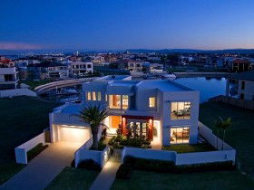 Valencia - Foster Accommodation 0