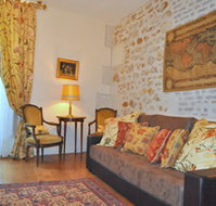 France Apartments and Cars - Foster Accommodation