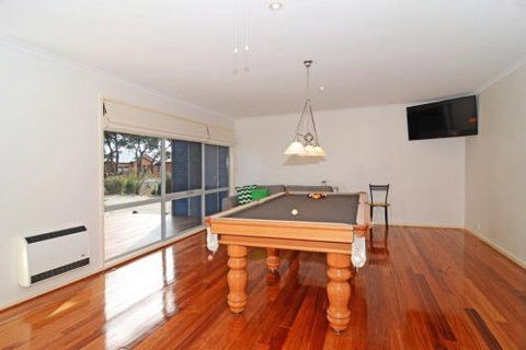 Barrakee Beach House - Foster Accommodation 3