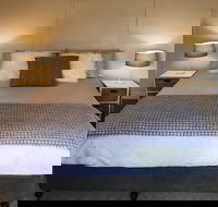 Platypus Playground Riverside Cottage - Foster Accommodation