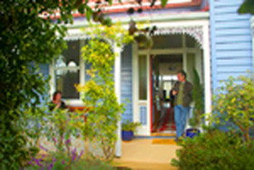 A Tasmanian Indulgence - Kinvara House - Foster Accommodation 0