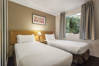 APX Parramatta - Foster Accommodation 8