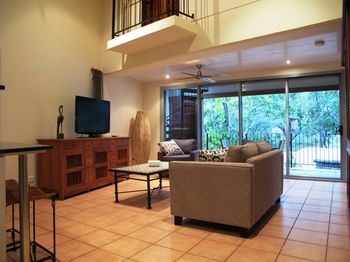 L'Auberge Noosa - Foster Accommodation 14