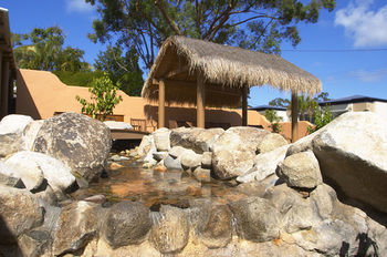 L'Auberge Noosa - Foster Accommodation 16