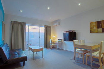 Buckingham International Serviced Apartments - Foster Accommodation 7
