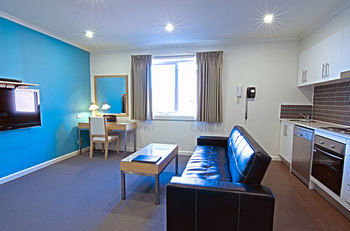 Buckingham International Serviced Apartments - Foster Accommodation 10