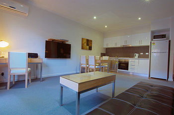 Buckingham International Serviced Apartments - Foster Accommodation 13