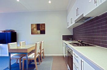 Buckingham International Serviced Apartments - Foster Accommodation 19