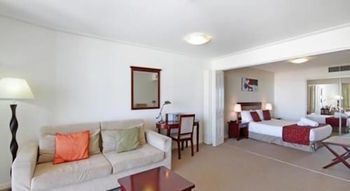 OVR Caloundra - Foster Accommodation 16