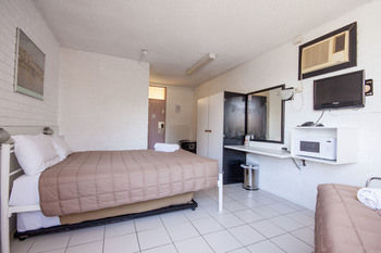 Marco Polo Motor Inn Sydney - Foster Accommodation 6