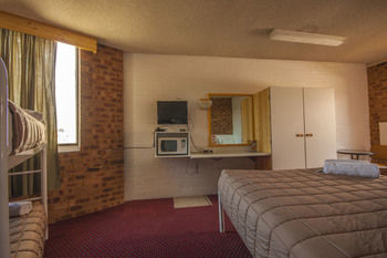 Marco Polo Motor Inn Sydney - Foster Accommodation 7