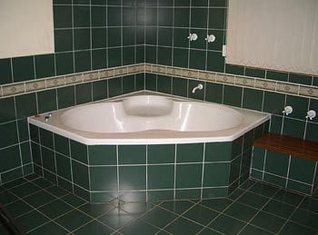 Madison's Mountain Retreat - Foster Accommodation 0